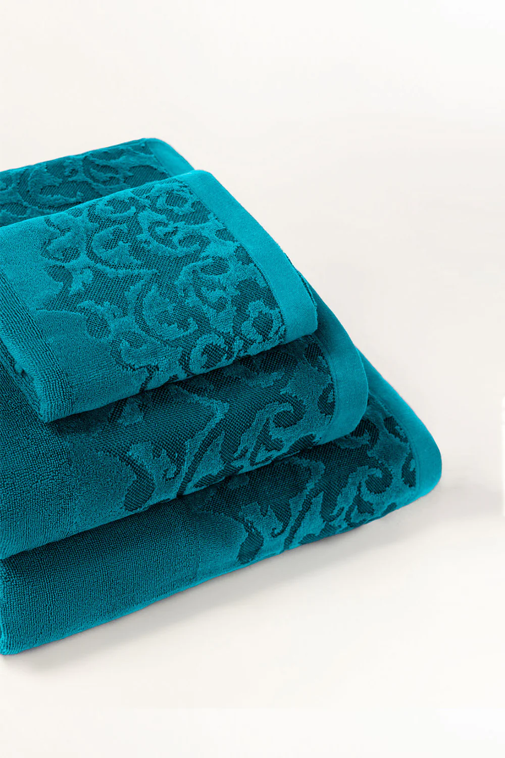 Scuba Jacquard Dyed Towel - Image 3