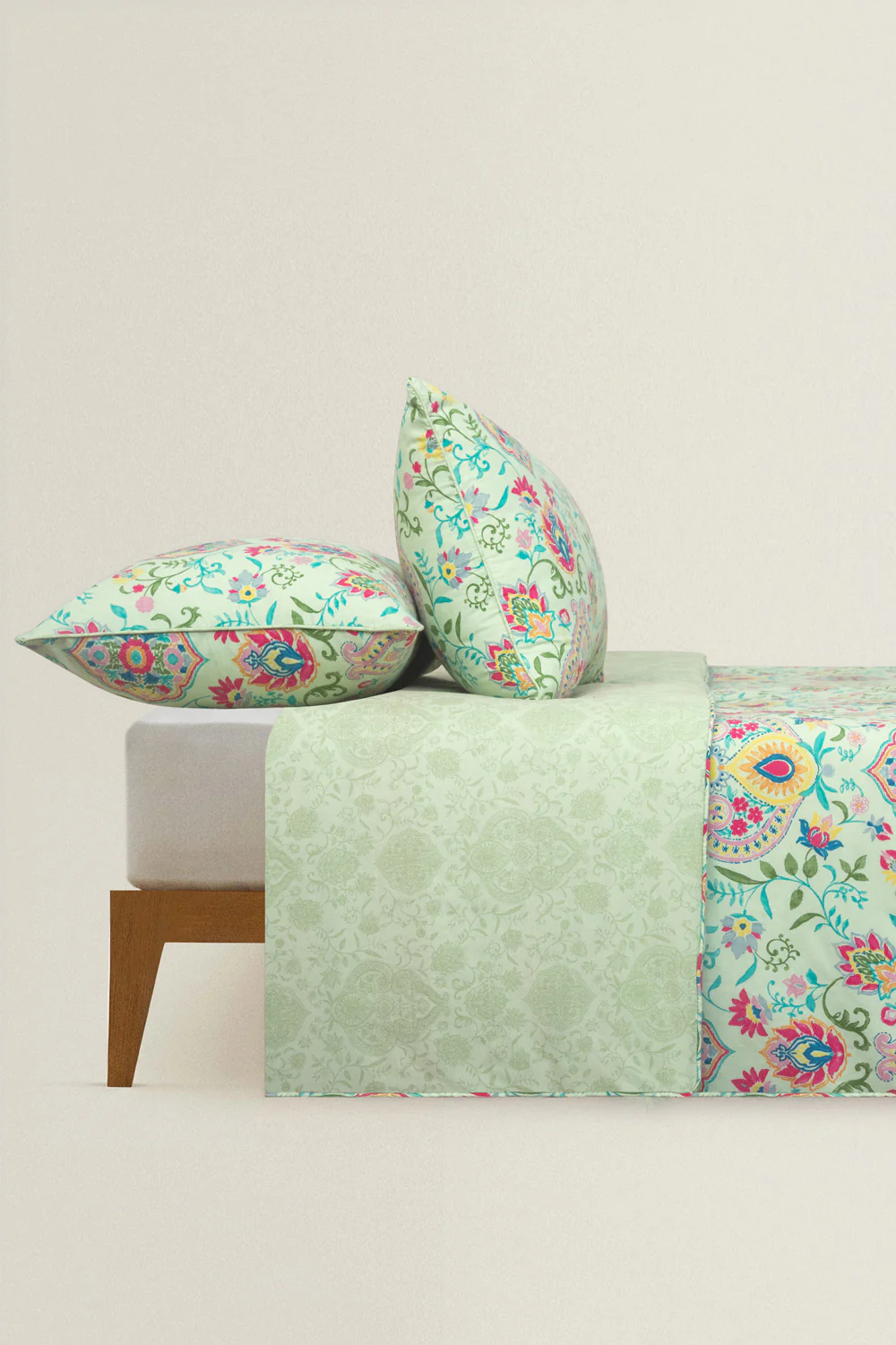 Seacrest T-150 Quilt Cover Set - Image 2