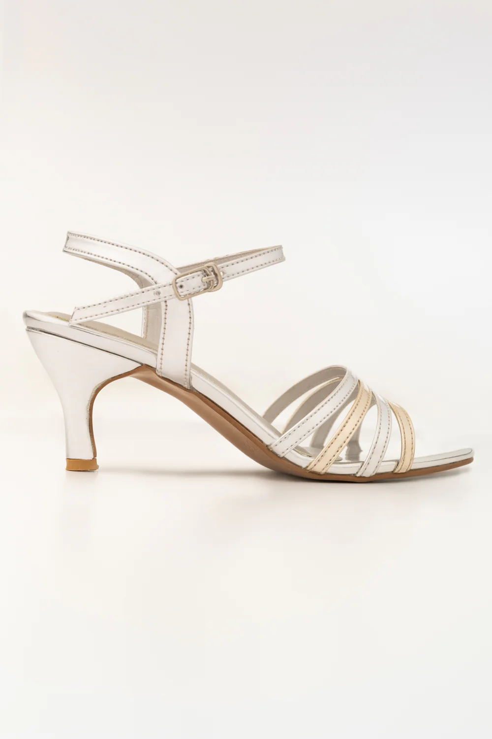 Silver Heels - Image 5