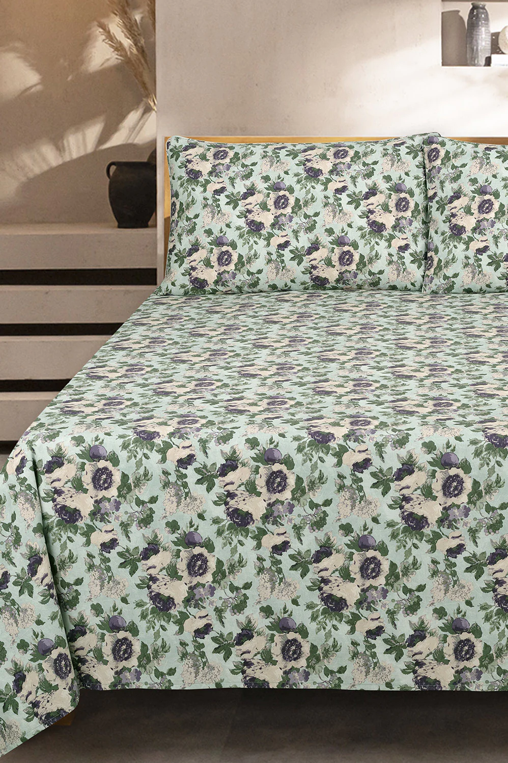 Sketchy Flora Everyday Classic Bed Sheet Set - Image 5