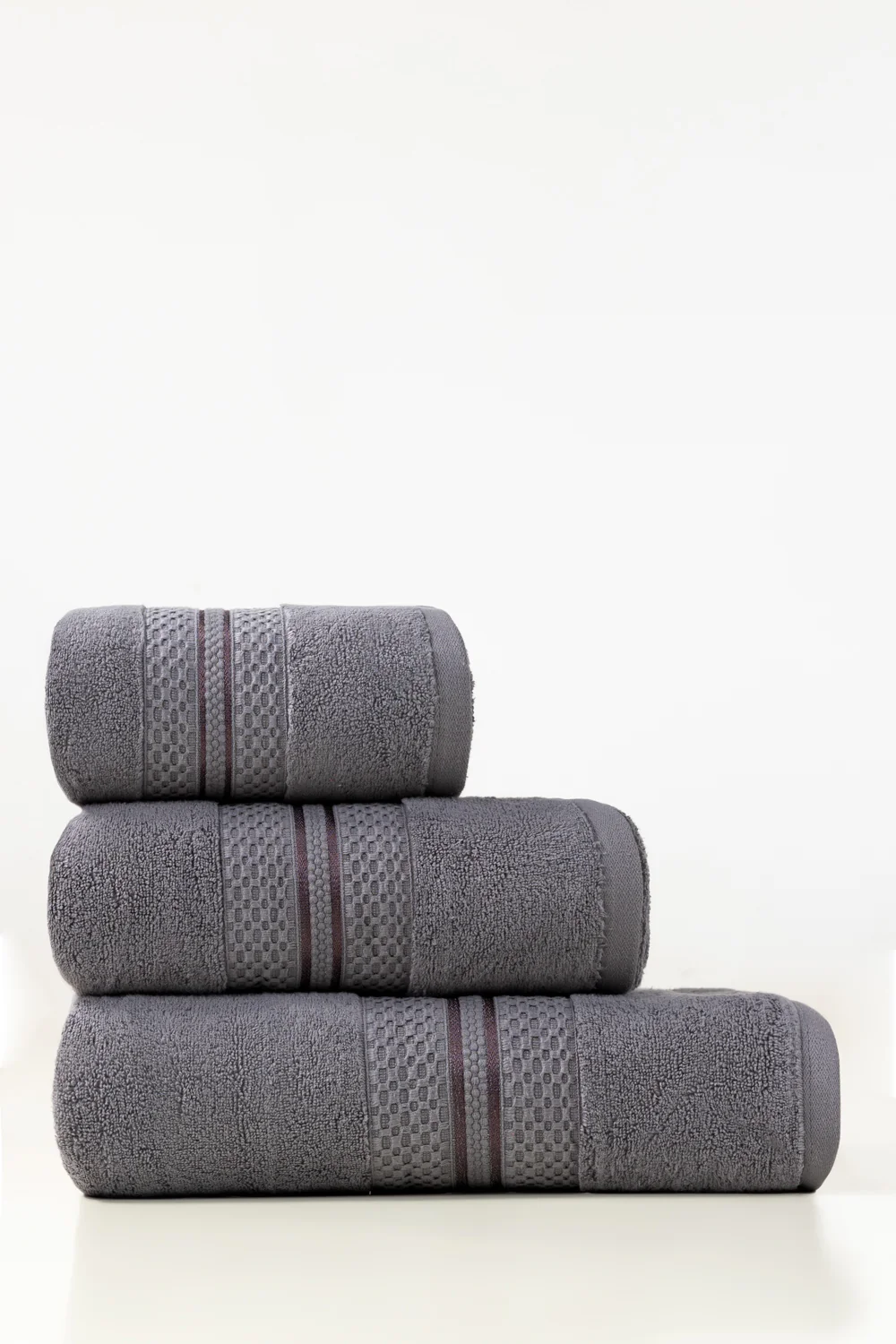 Sleet Zero Twist Towel