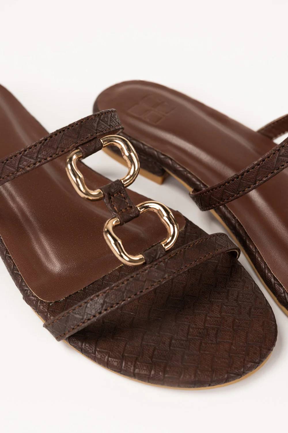 Slipper - Image 3