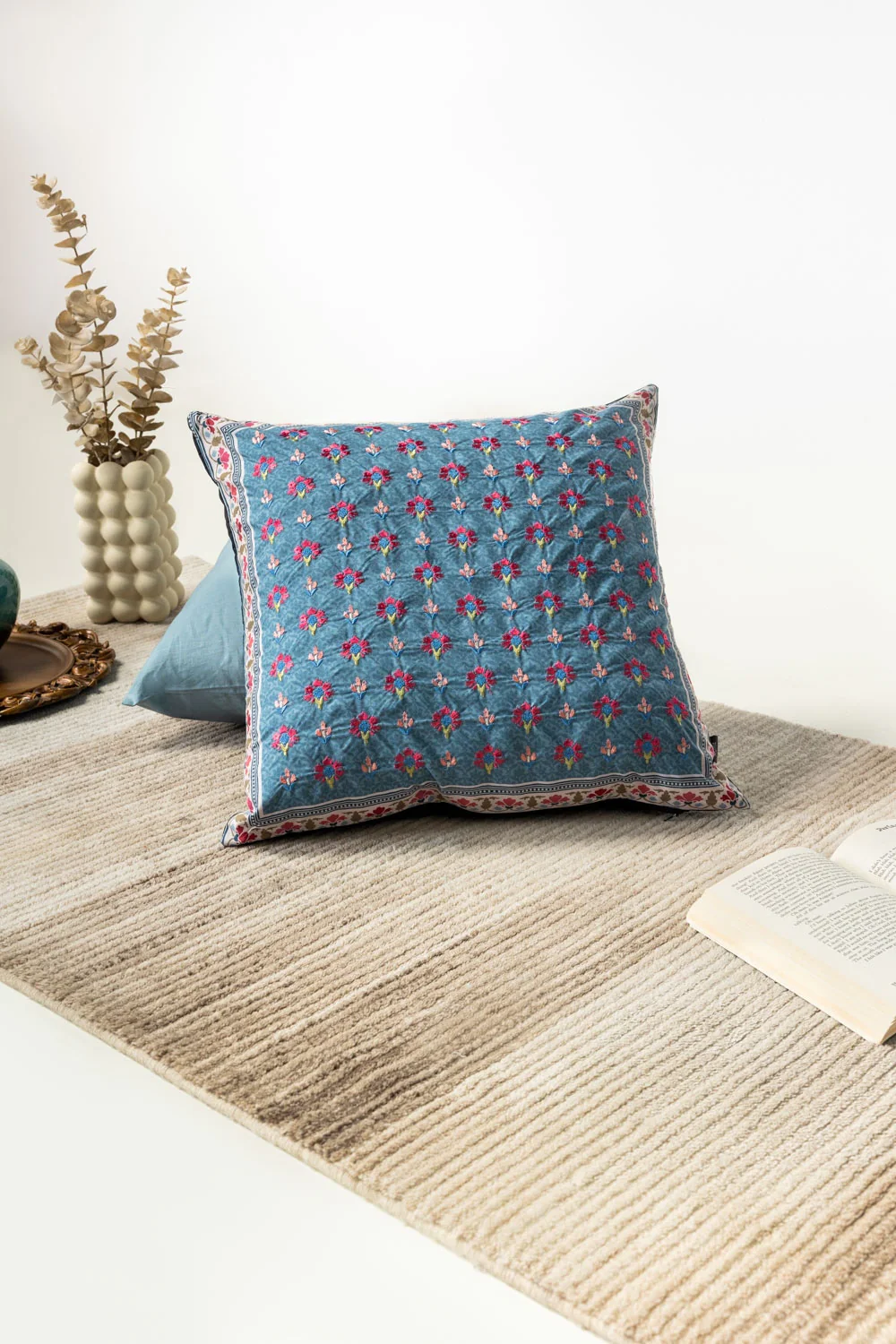 SS25-DEC-001 Cushion Cover - Image 3