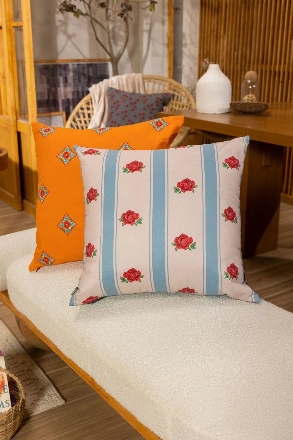 SS25-DGC -009 Digital Printed Cushion Cover - Image 4