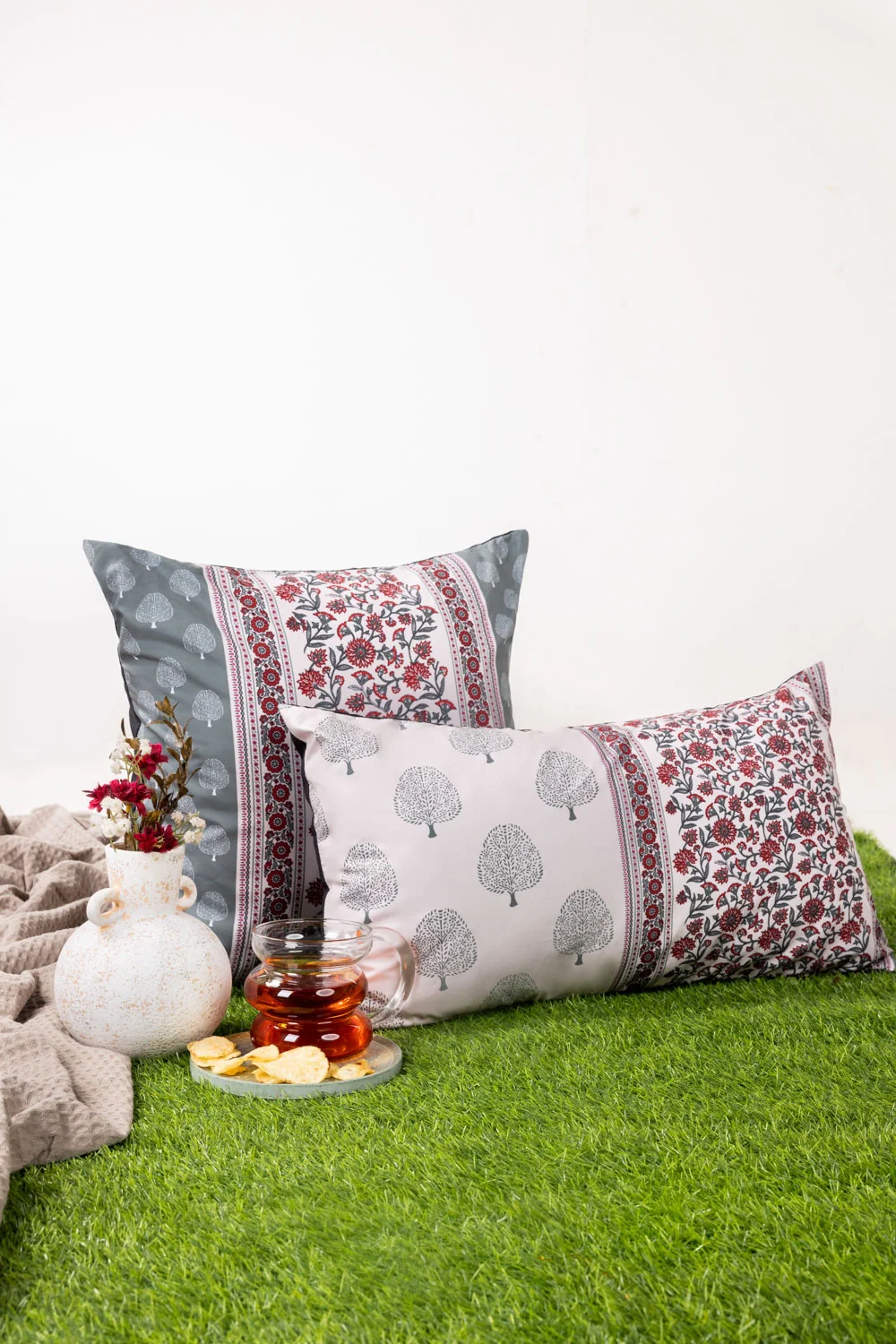 SS25-DGC -019 Digital Printed Cushion Cover - Image 4