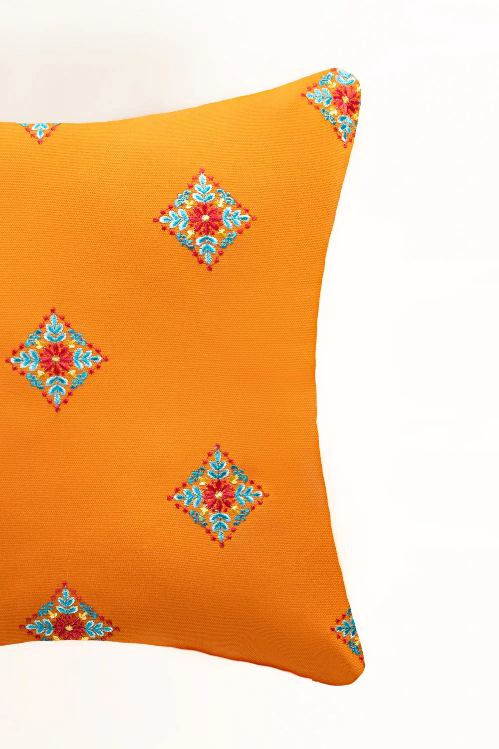 SS25-EC-043 Terry Embroidered Cushion - Image 2