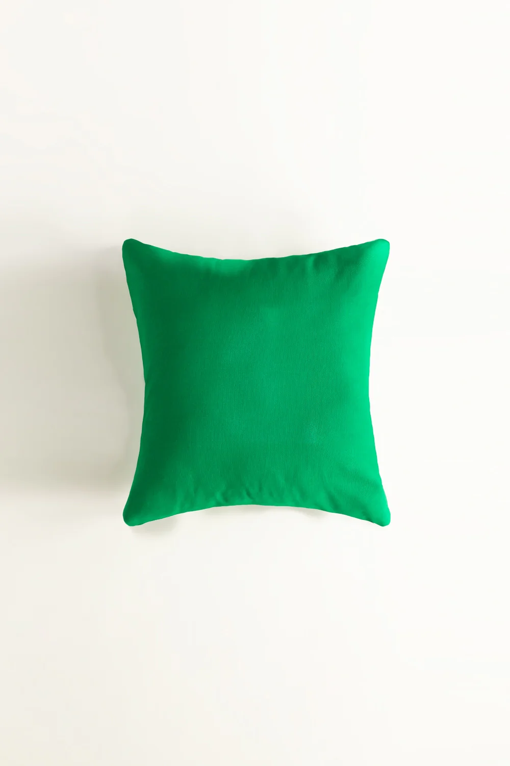 SS25-EC-044 Terry Embroidered Cushion - Image 3