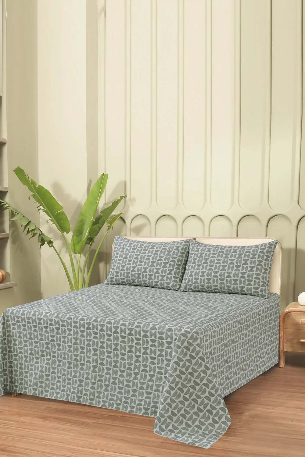 Printed Bed Sheet Set - Image 2