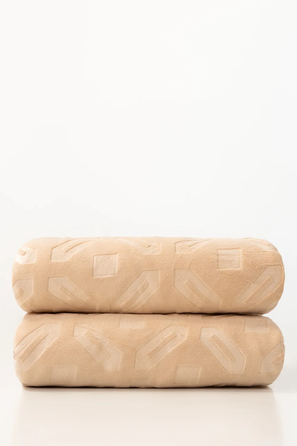 Macadamia Double Ply Fleece Throw - Image 3
