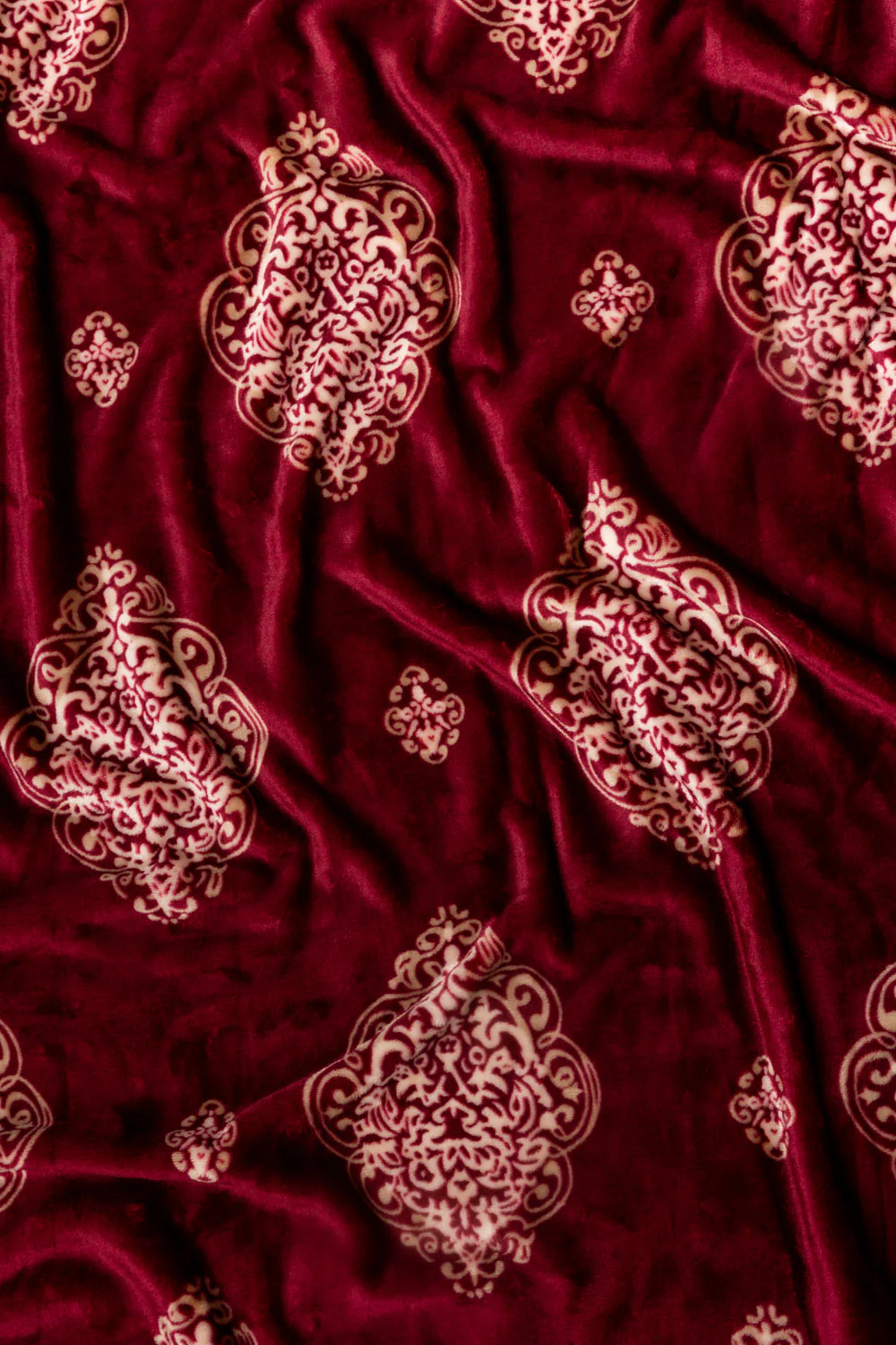 Mahogany Single Ply Fleece Throw - Image 4