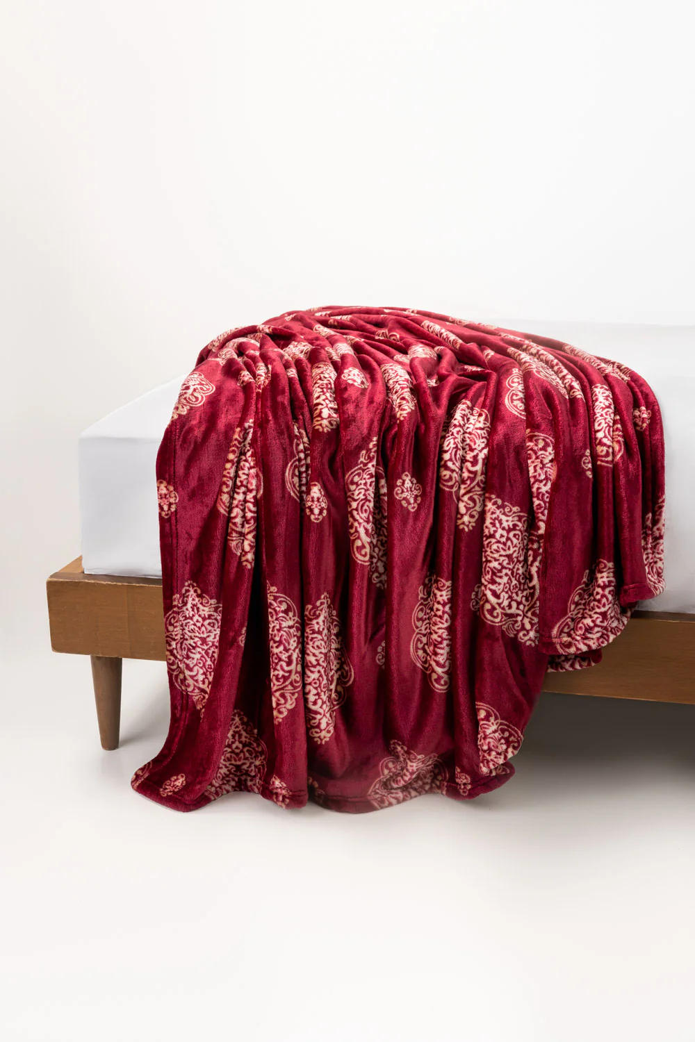 Mahogany Single Ply Fleece Throw - Image 5