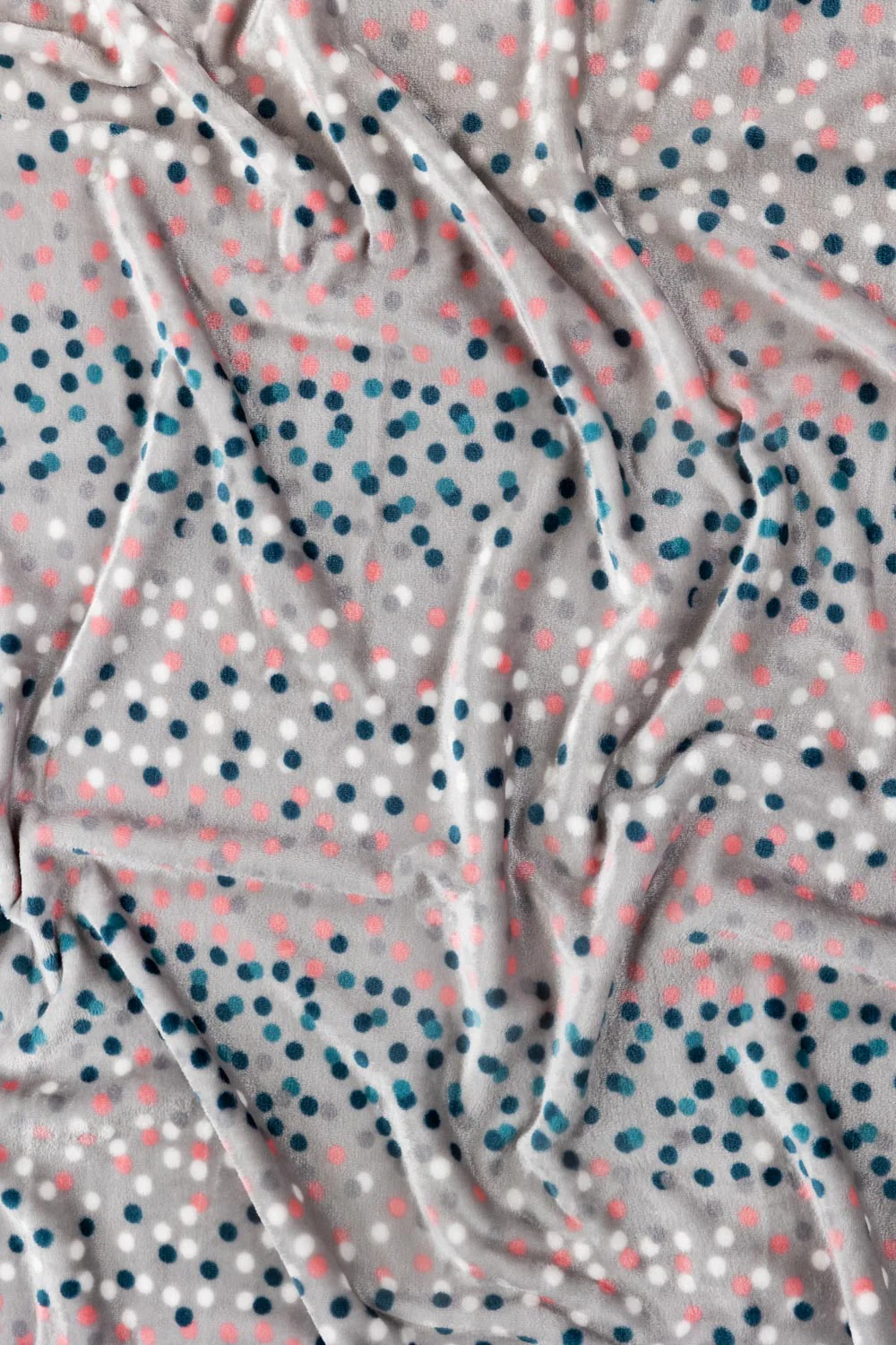 SS26-Multi Dots Single Ply Fleece Throw - Image 4