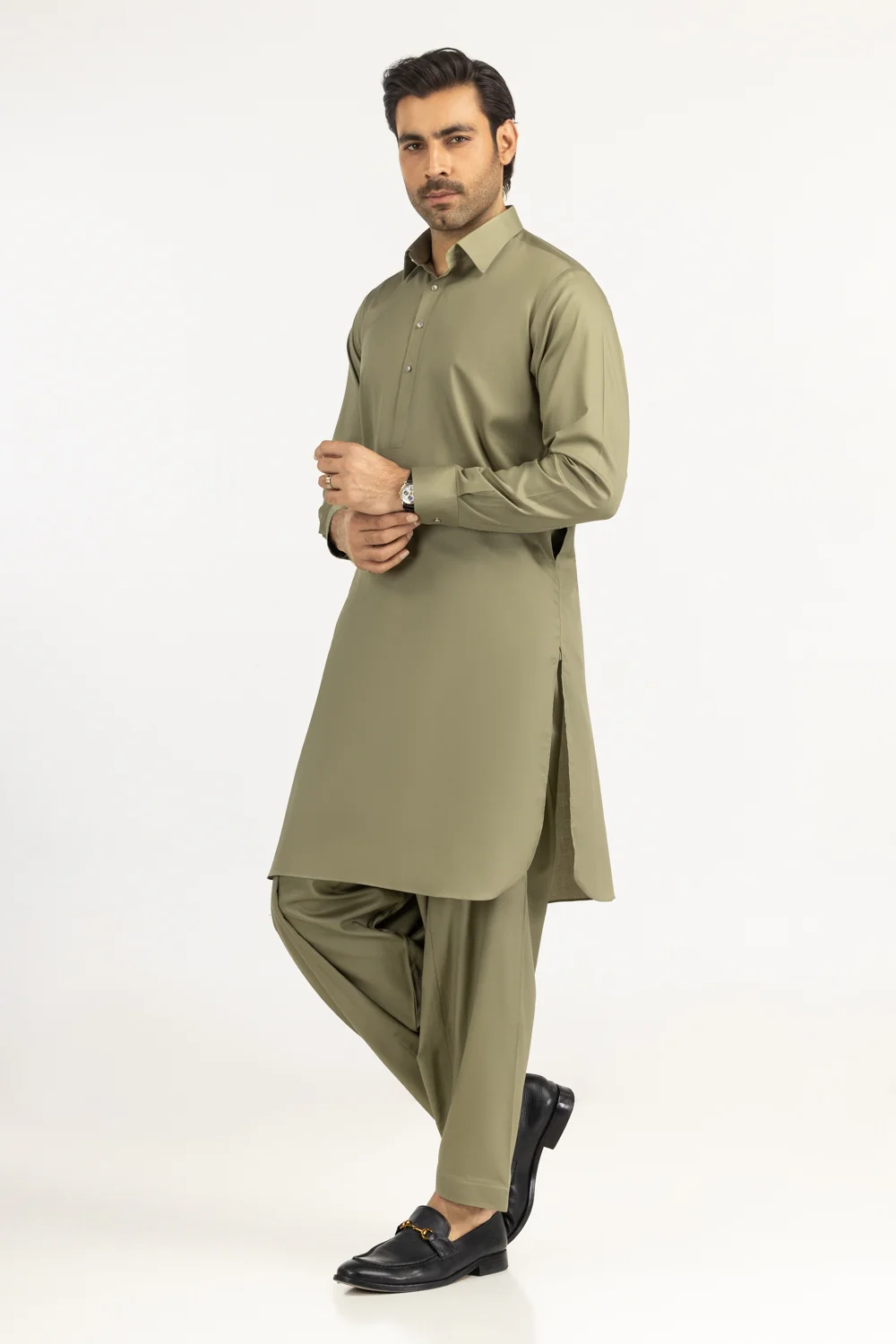 Styling Suits - Image 4