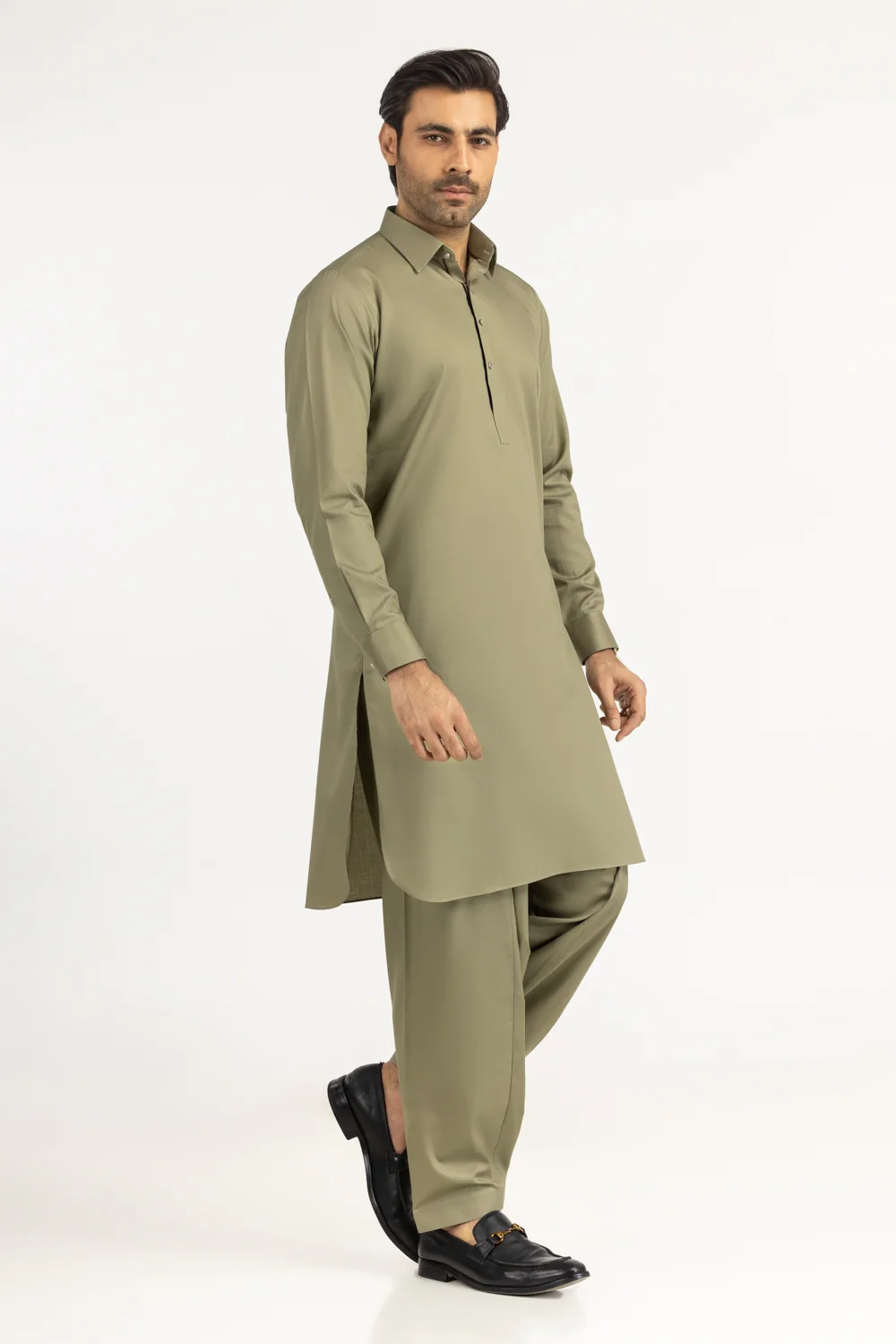 Styling Suits - Image 5
