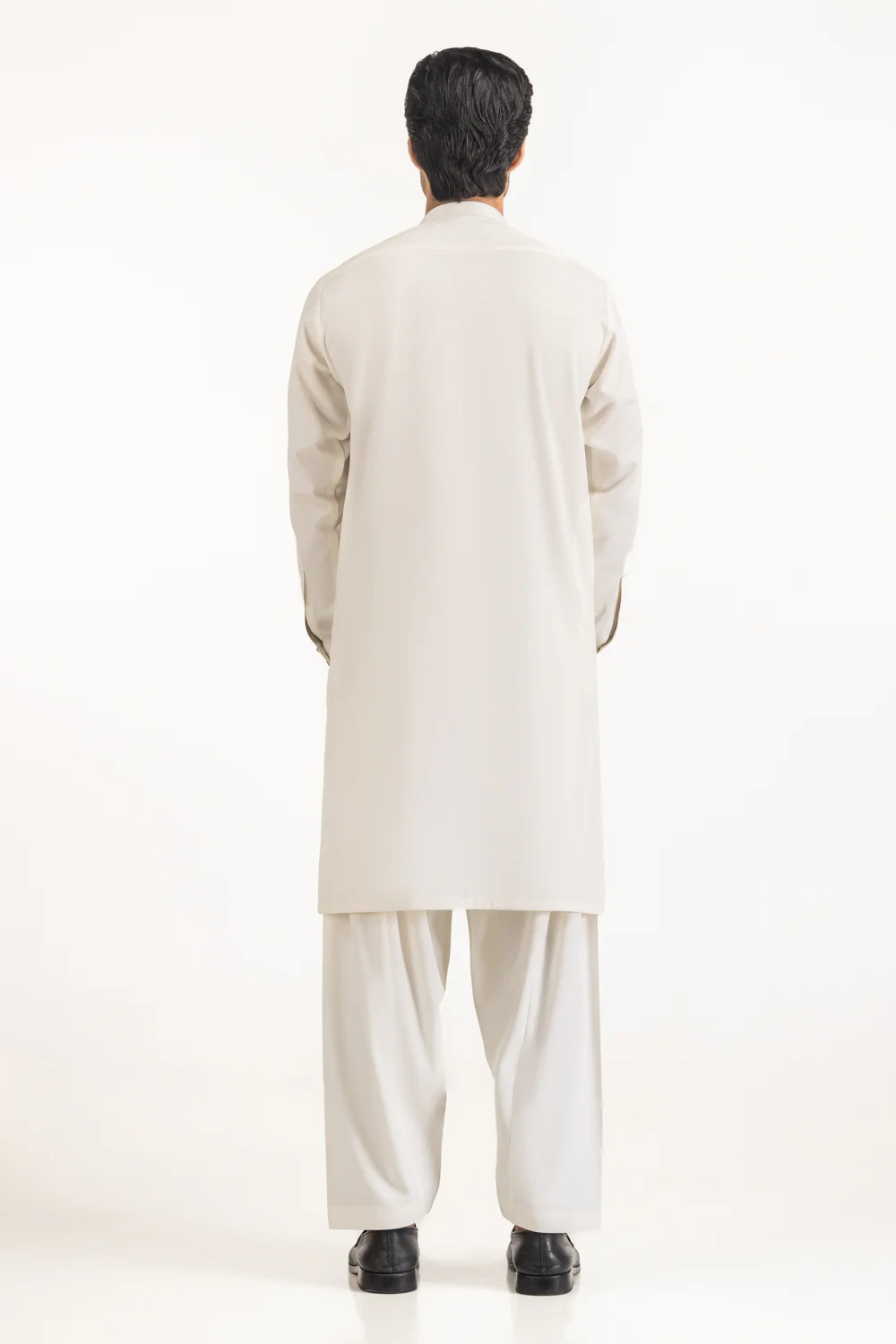 Styling Suits - Image 4