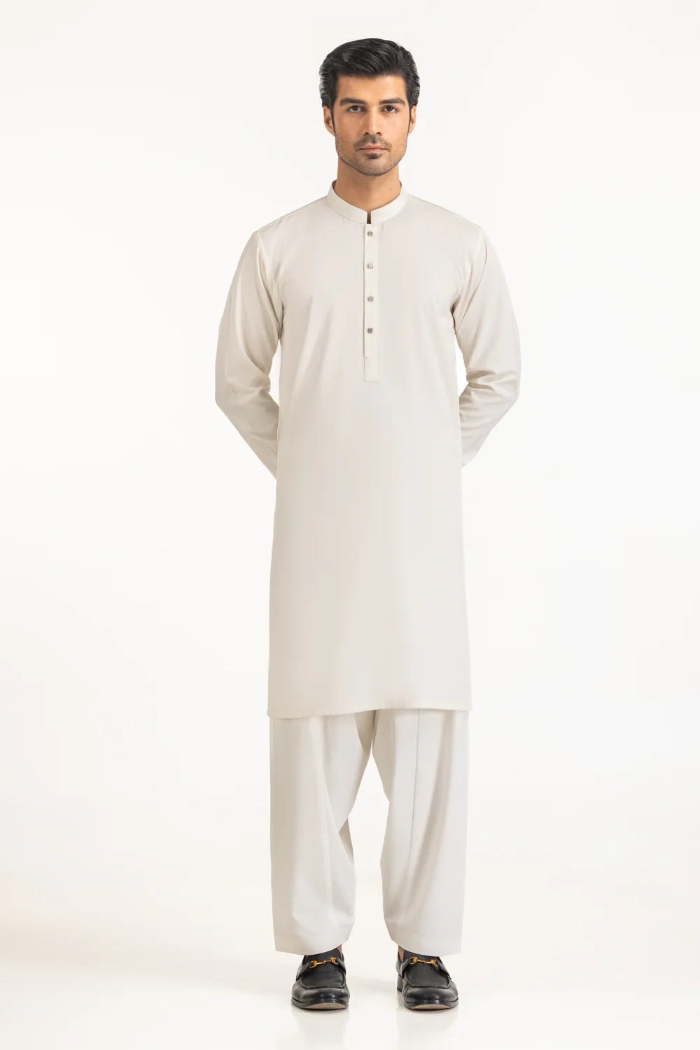 Styling Suits - Image 6