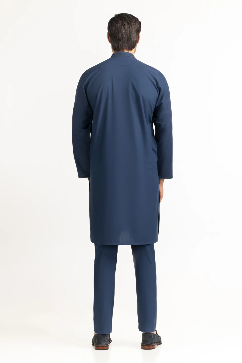 Styling Suits - Image 5