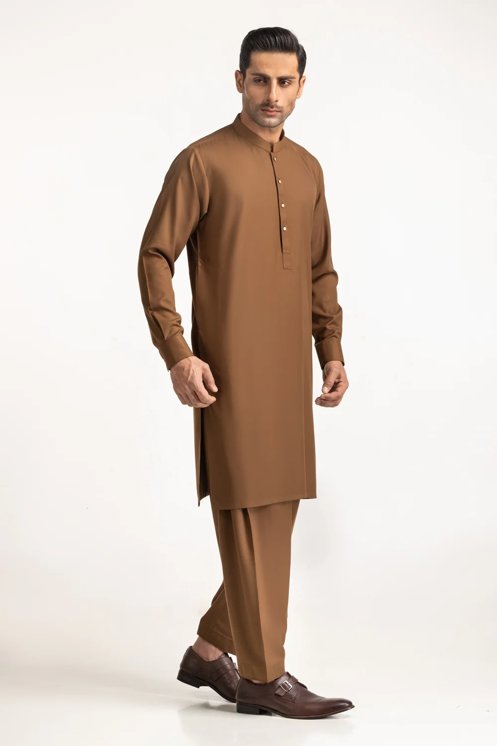Styling Suits - Image 6