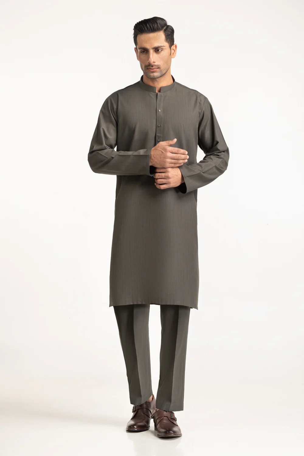 Styling Suits - Image 6