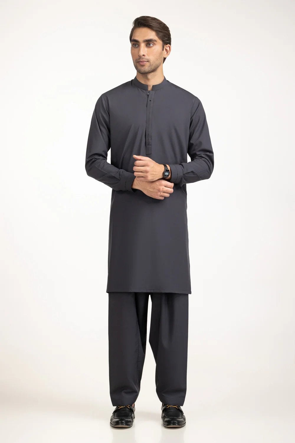 Styling Suits - Image 3