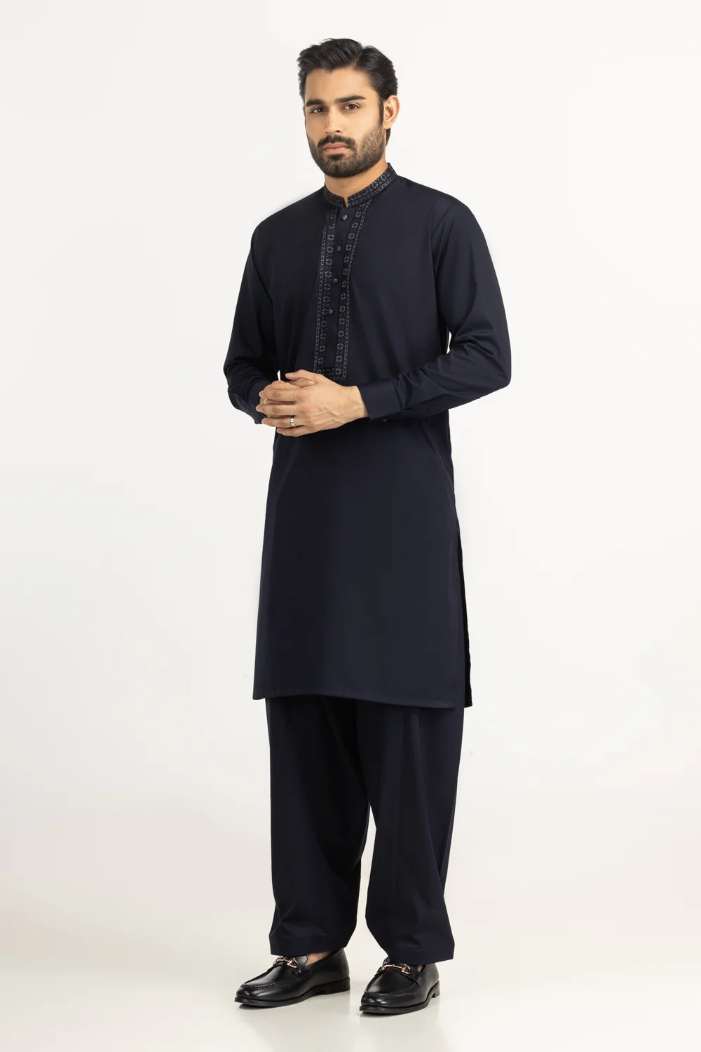 Styling Suits - Image 4
