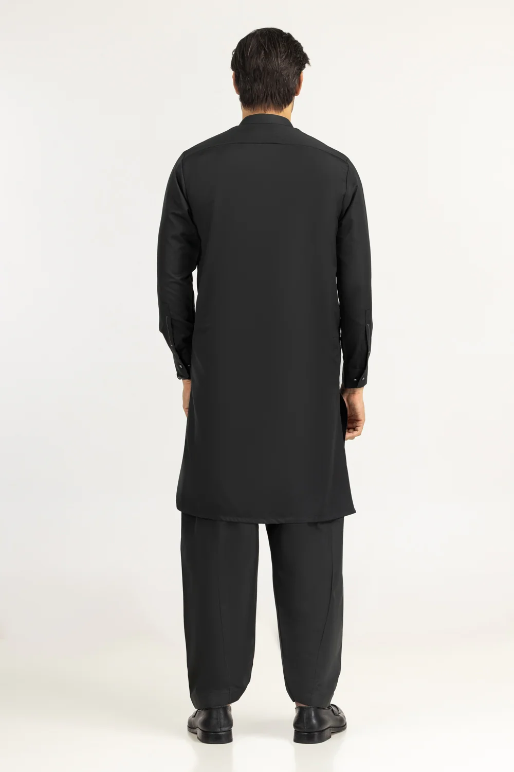 Styling Suits - Image 5