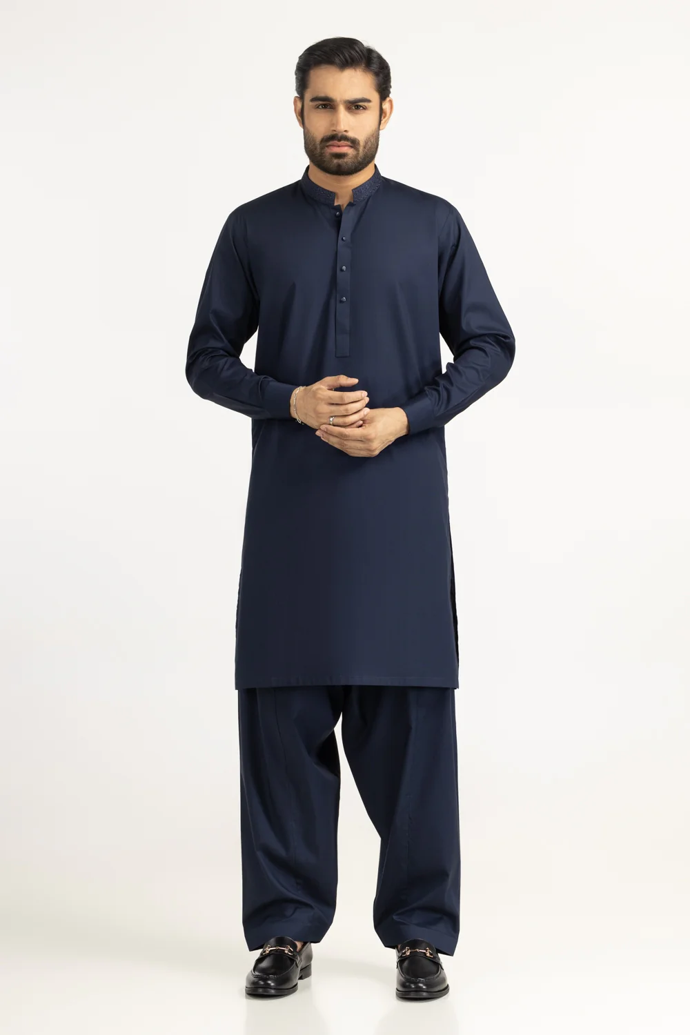 Styling Suits - Image 3