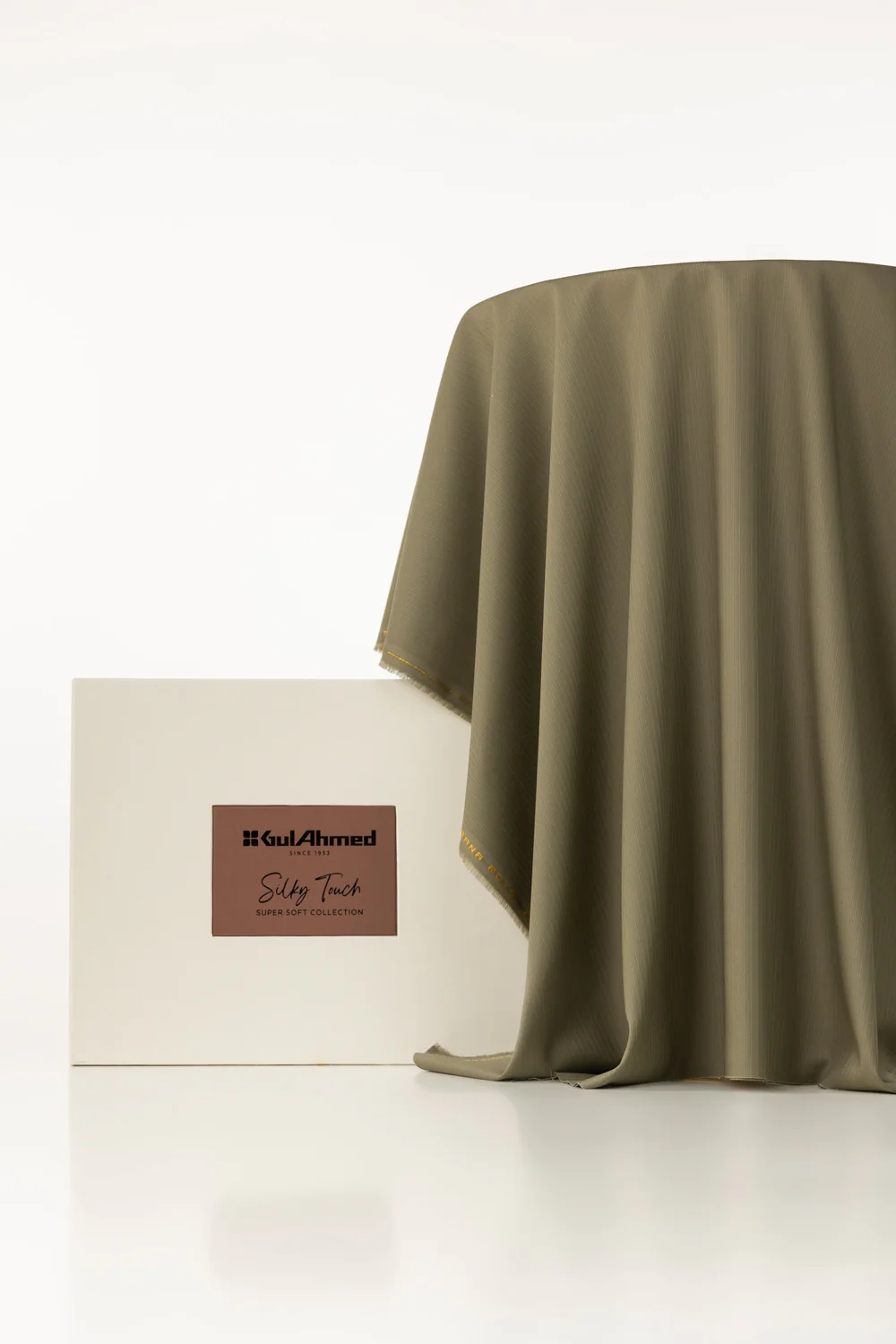 Tanabana Royal HB 10 Unstitched Fabric Cotton with Gift Box - Image 21