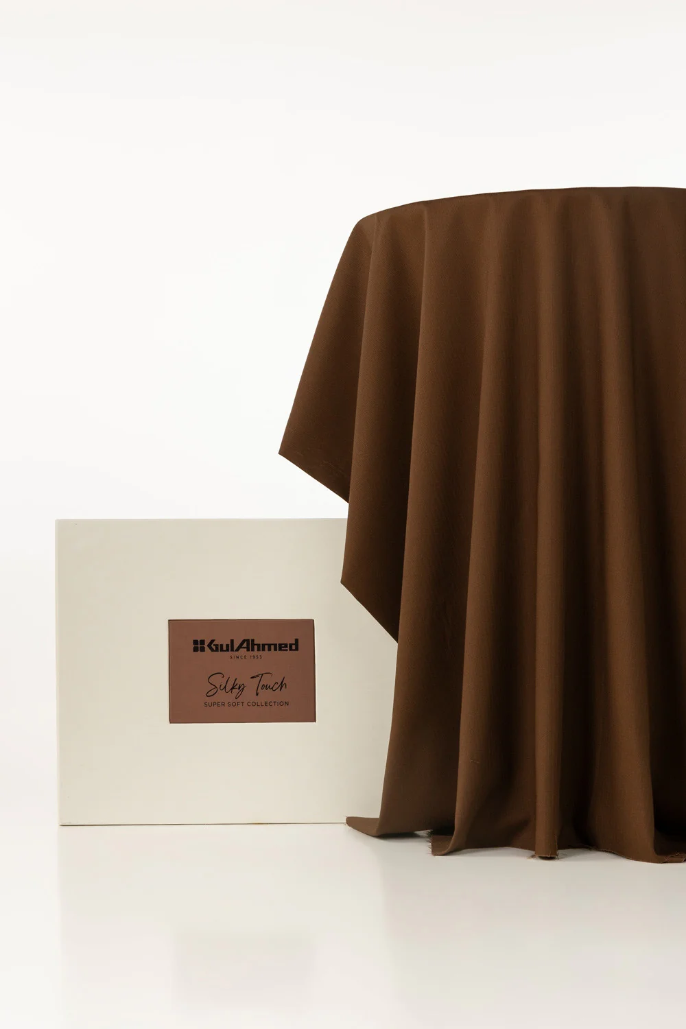 Tanabana Royal HB 10 Unstitched Fabric Cotton with Gift Box - Image 7