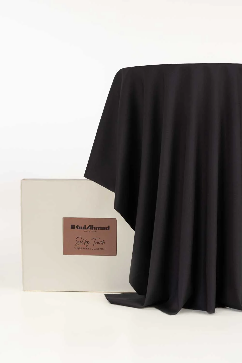 Tanabana Royal HB 12 Unstitched Fabric Cotton with Gift Box - Image 13