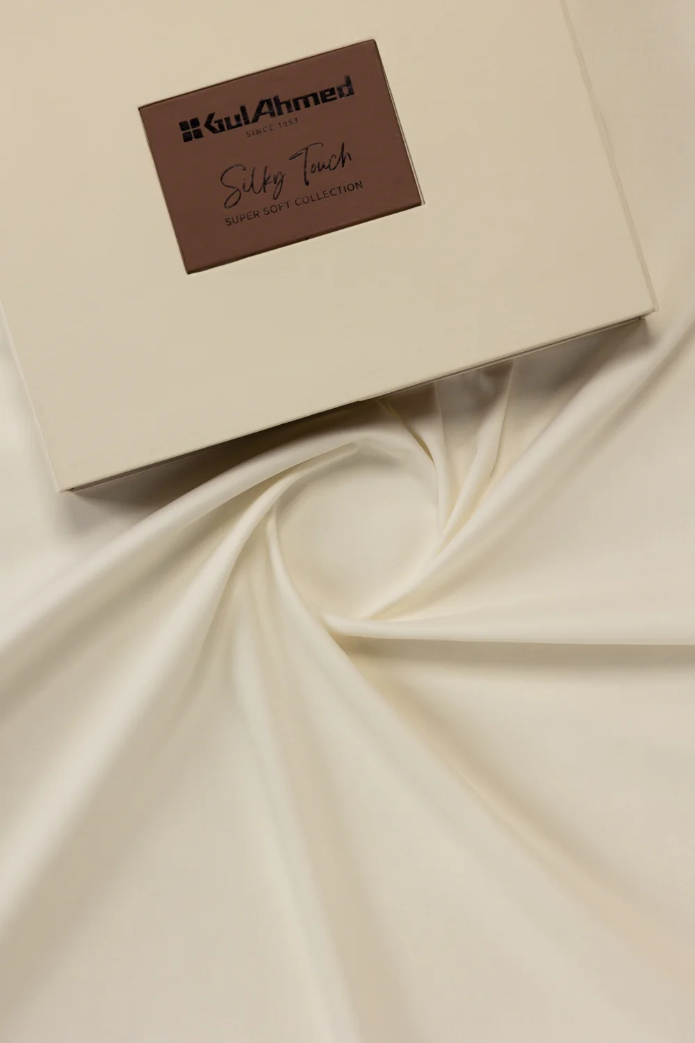 Tanabana Royal HB 12 Unstitched Fabric Cotton with Gift Box - Image 4