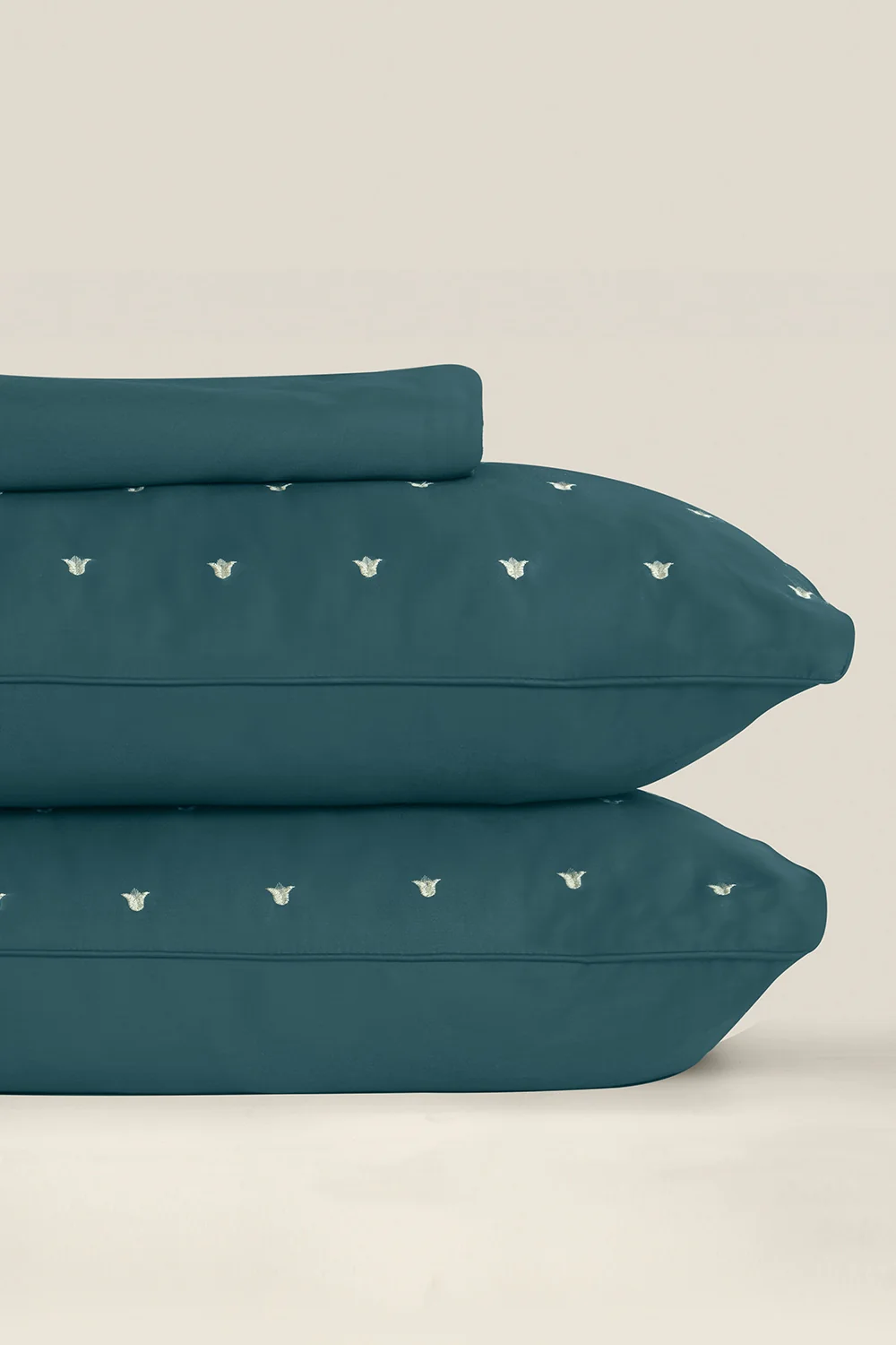 Teal Green T-400 Embroidered Bed Sheet Set - Image 2