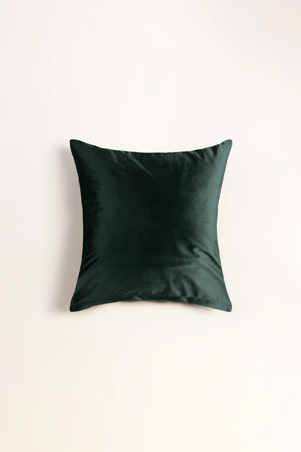 VEC -26-17 Velvet Embroidered Cushion Cover - Image 3