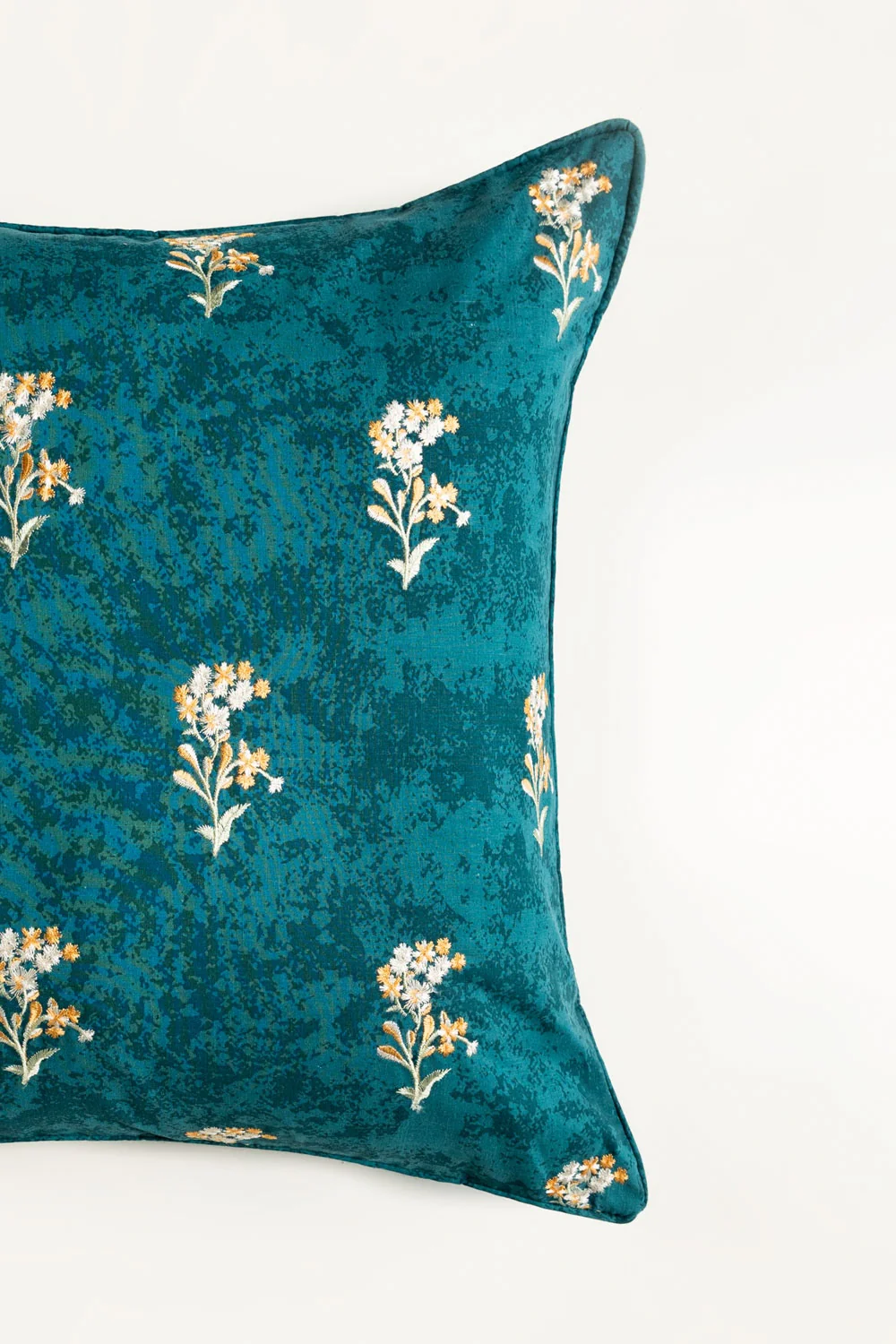 Viridis T-150 Square Cushion Cover - Image 2