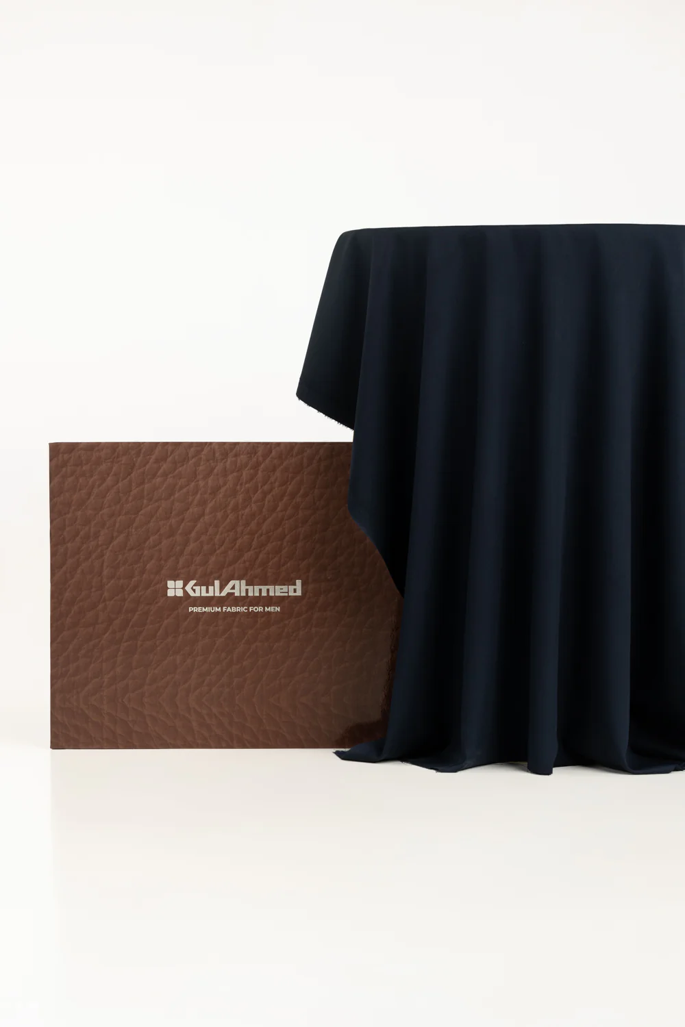 Vision Solira Unstitched Fabric Blended with Gift Box - Image 21