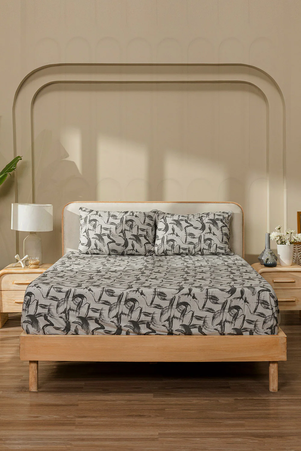 Whiplash T-150 Bed Sheet Set - Image 5
