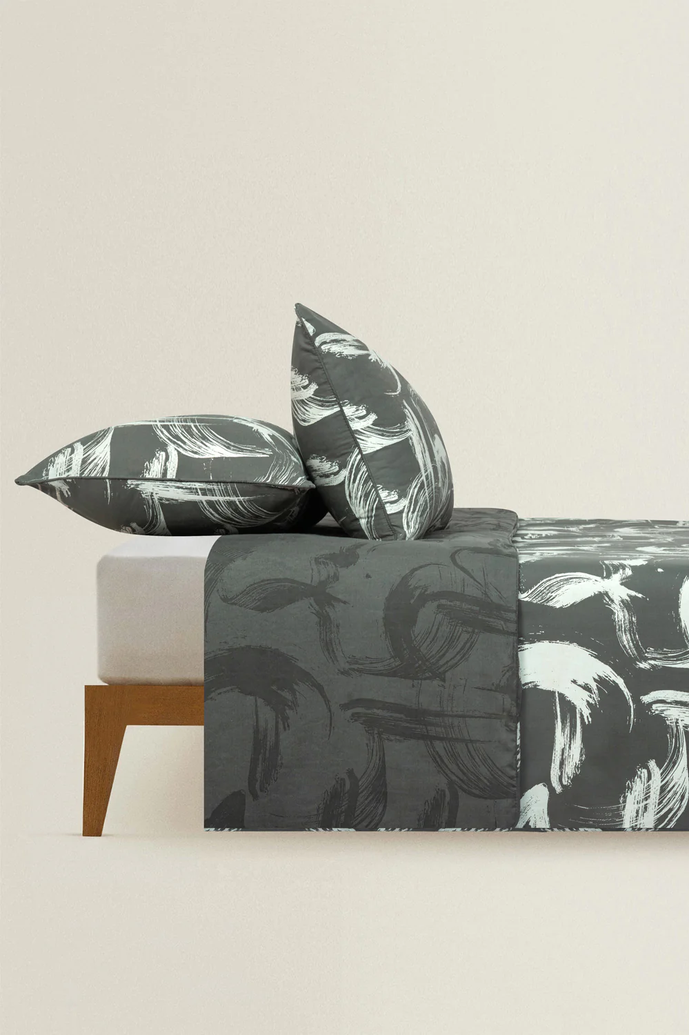 Whiplash T-150 Quilt Cover Set - Image 2