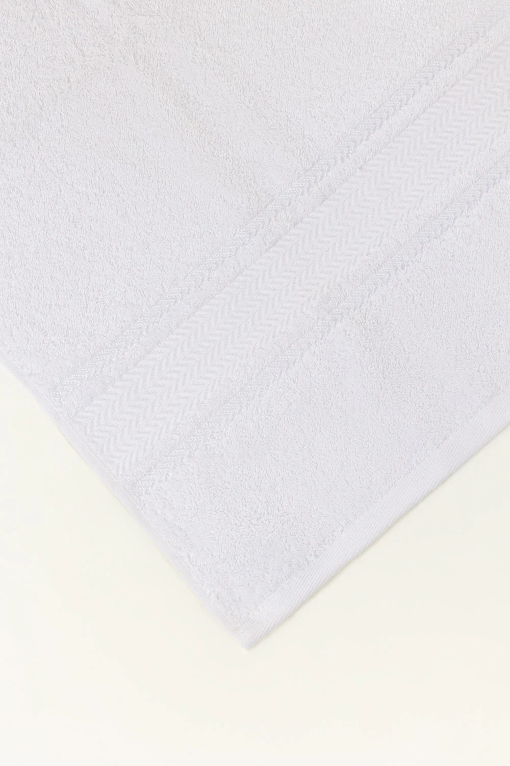 White Combed Towel Viscose 25W - Image 4