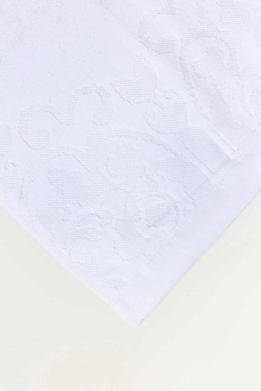 White Jacquard Dyed Towel 26 - Image 4