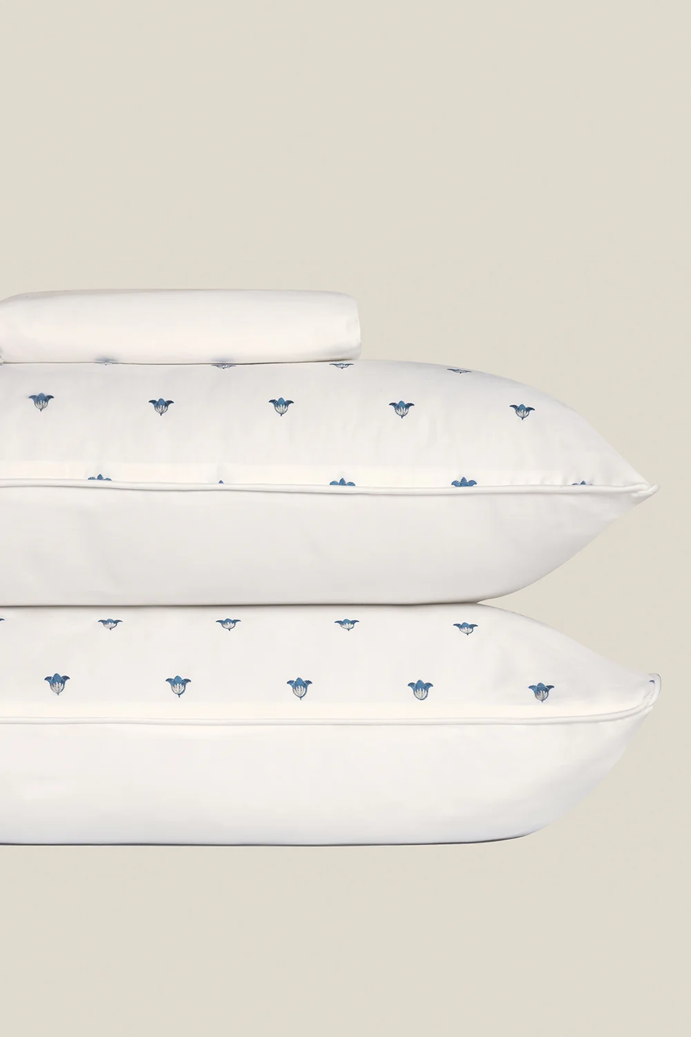 White T-400 Embroidered Bed Sheet Set - Image 2