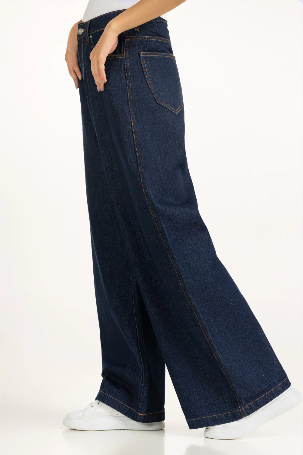 Wide Leg Fit Jeans - Image 2