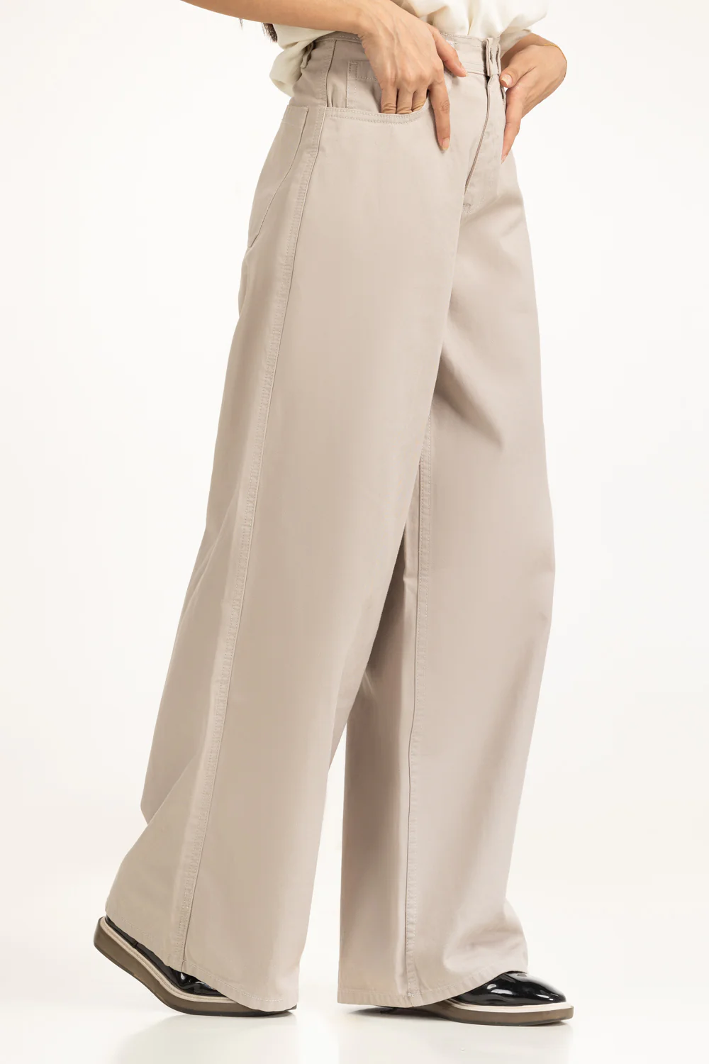 Wide Leg Fit Trousers - Image 3
