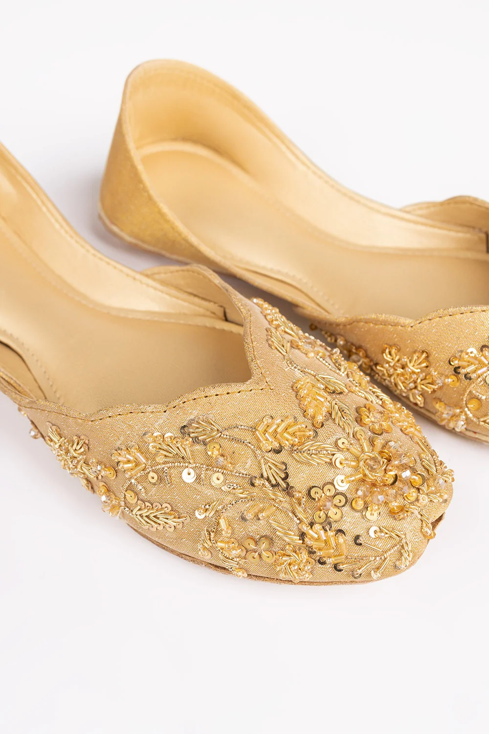 Women Golden Khussa - Image 3