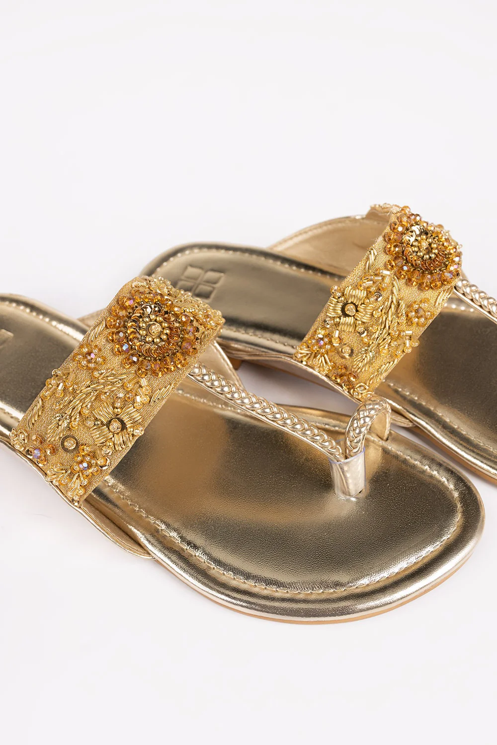 Women Golden Kolhapuri - Image 6