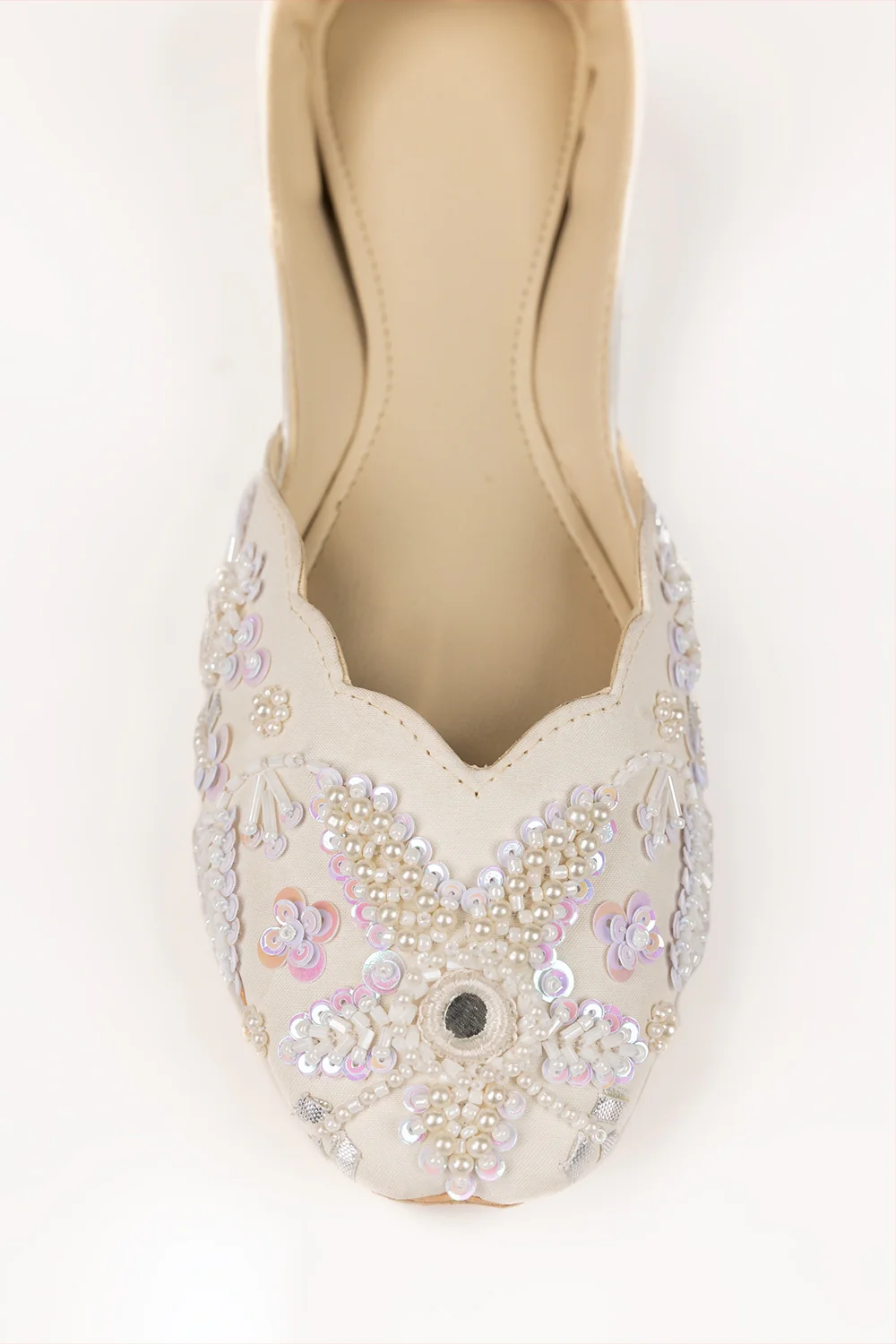 Women Off White khussa - Image 2