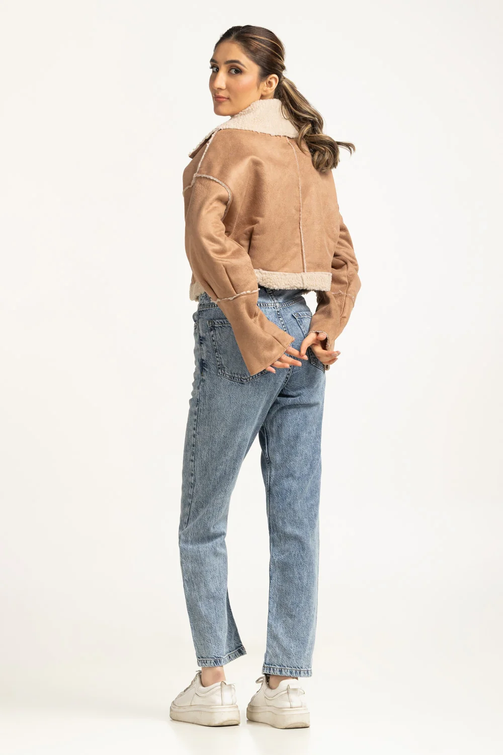 Women Synthetic Jackets - Image 4