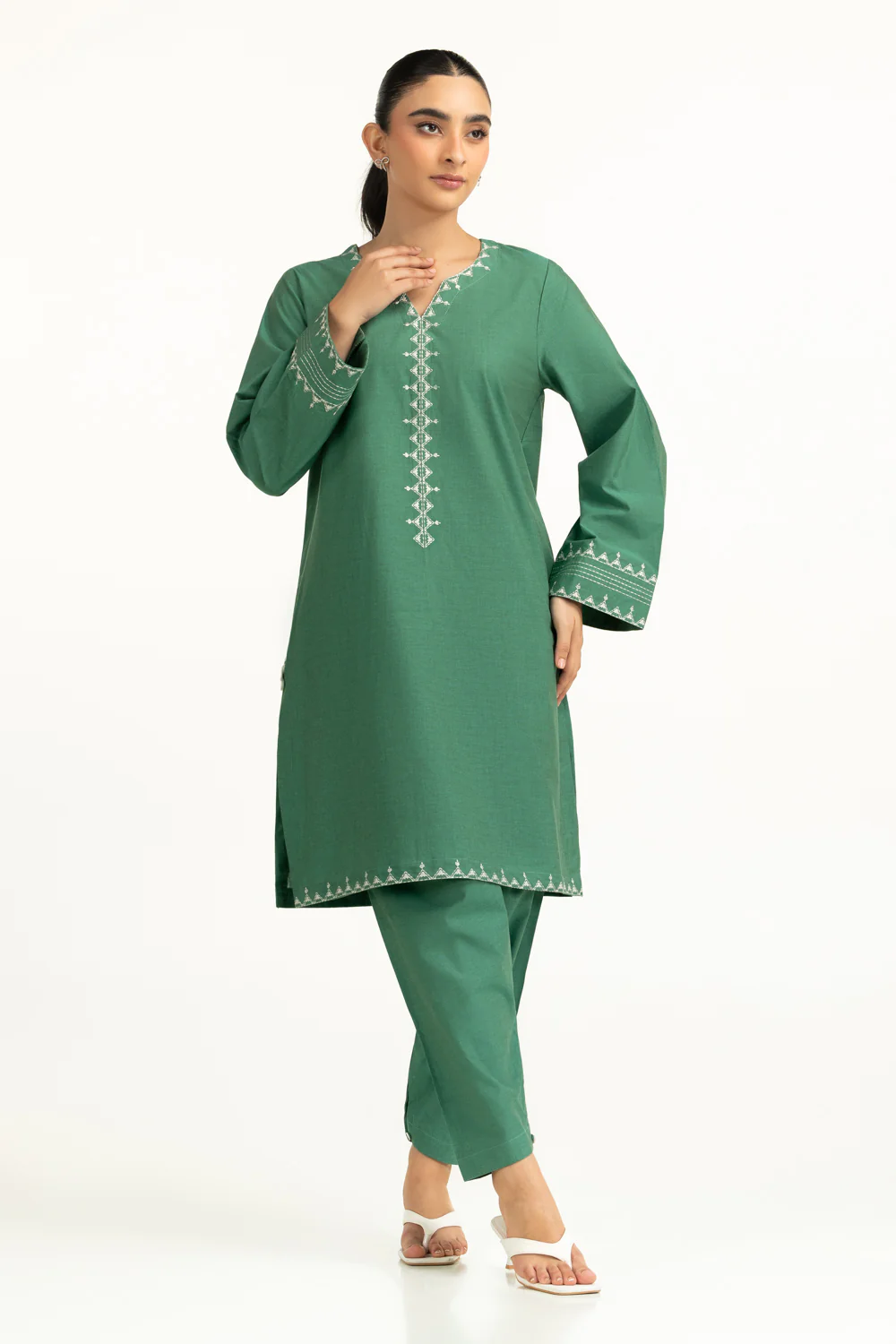 Yarn Dyed Embroidered Co-Ord Set - Image 3
