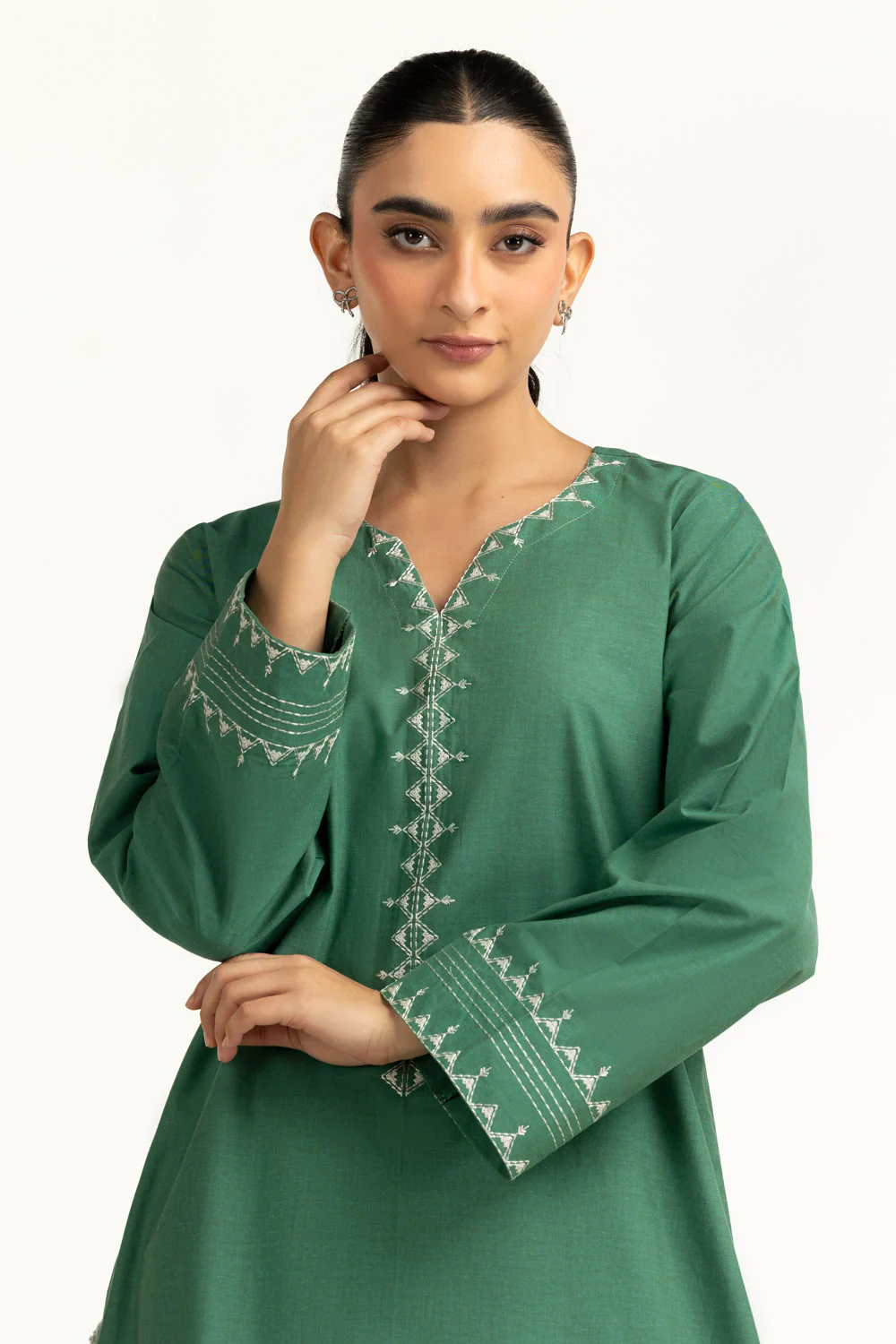 Yarn Dyed Embroidered Co-Ord Set - Image 4