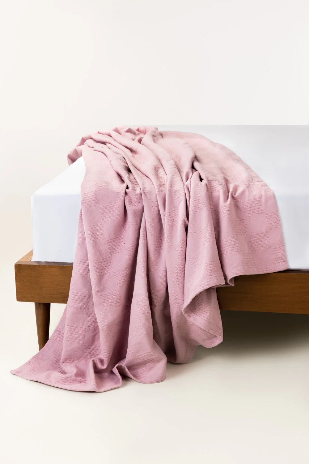 Zephyr Thermal Blanket - Image 5